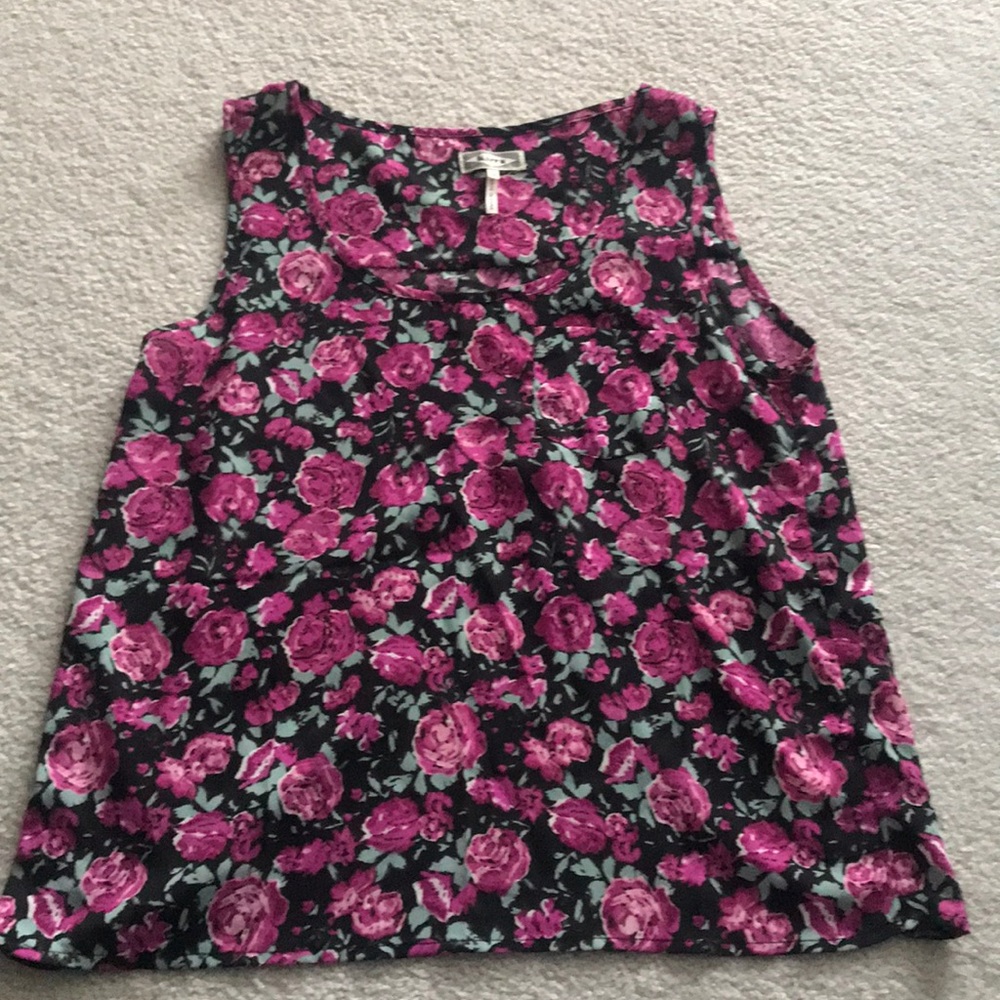 floral tank top